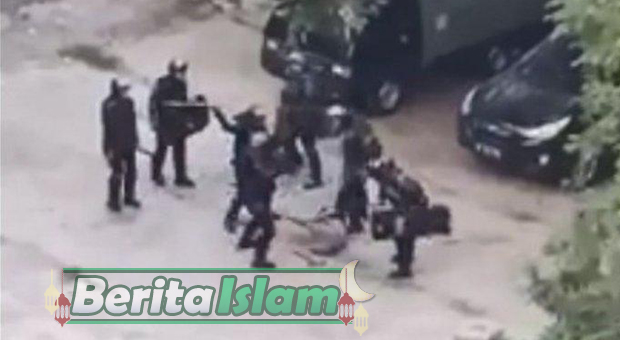 Penganiyayaan di Kampung Bali